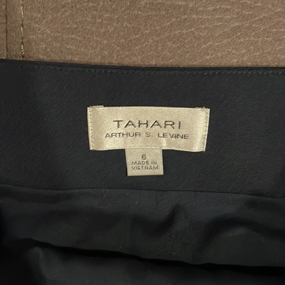TAHARI ARTHUR S. LEVINE New With Tag Classy Navy Blue Skirt Size 6 - Picture 5 of 11